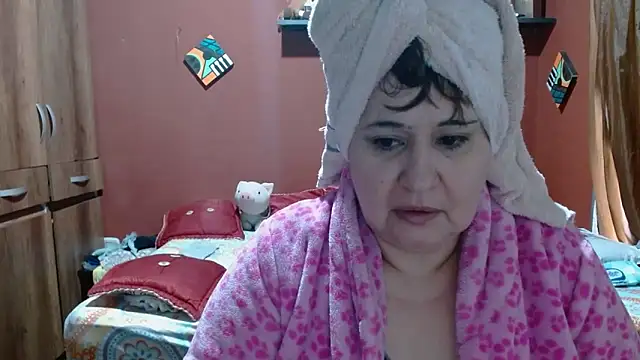 Snapshot of Sasharosee2 chatting on February 5, 12:10 pm Sasharosee2 online show from February 5, 12:10 pm