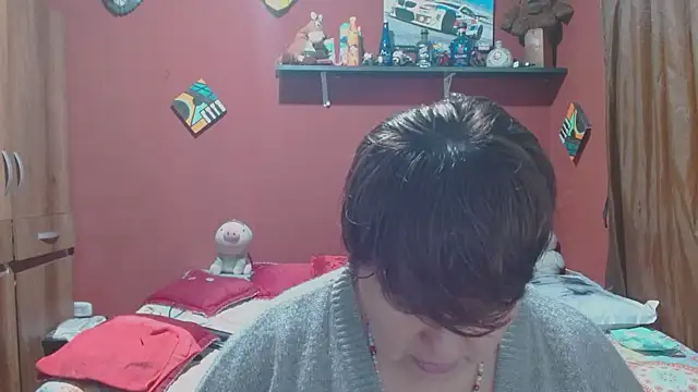 Snapshot of Sasharosee2 chatting on February 9, 11:58 am Sasharosee2 online show from February 9, 11:58 am