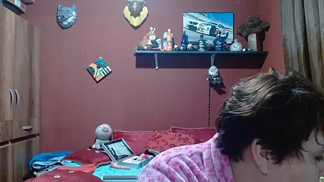 Snapshot of Sasharosee2 chatting on February 13, 3:13 am Sasharosee2 online show from February 13, 3:13 am