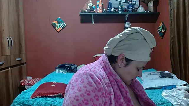 Snapshot of Sasharosee2 chatting on February 27, 12:16 pm Sasharosee2 online show from February 27, 12:16 pm