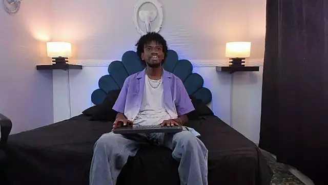 AllexJacob online show from September 24, 1:14 pm