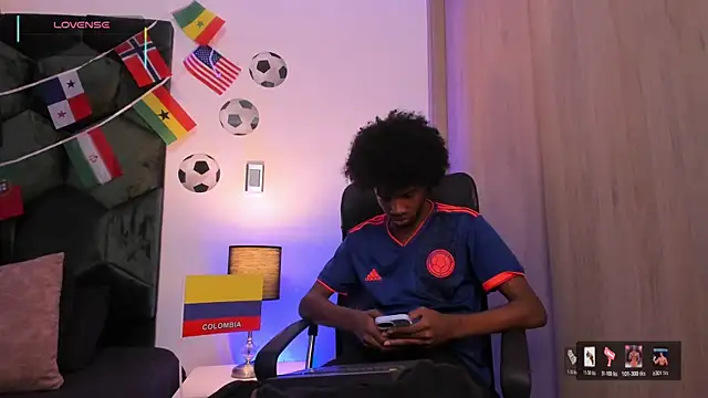AllexJacob online show from June 11, 12:14 pm