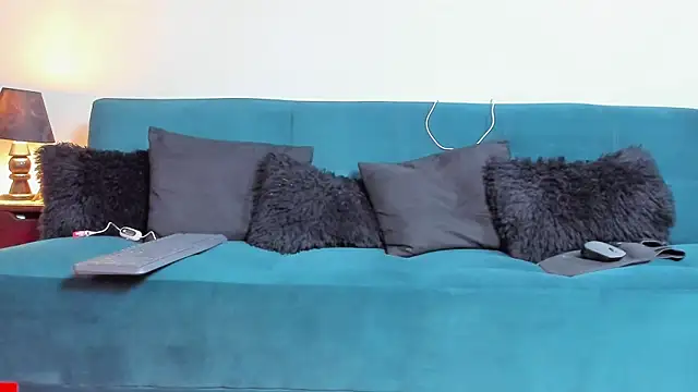 Snapshot of Charliejones_ chatting on February 10, 11:20 pm Charliejones online show from February 10, 11:20 pm