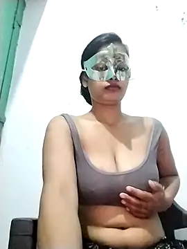 ms-naina online show from November 29, 6:00 pm