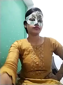 ms-naina online show from December 4, 6:38 pm