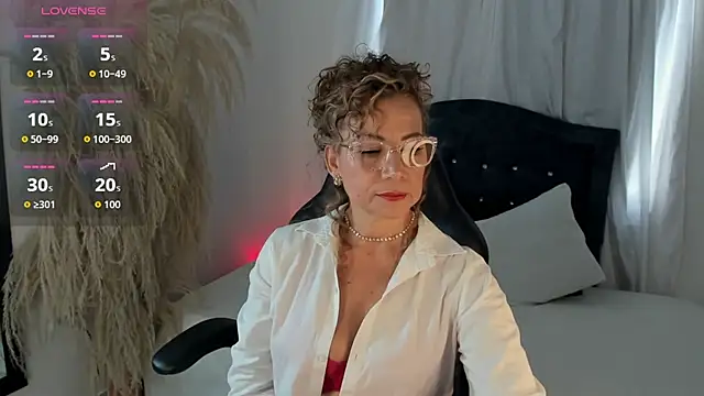 Jademommy  online show from November 7, 6:08 pm