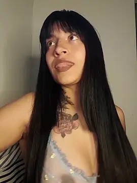 gabii hardy online show from April 20, 2:14 am