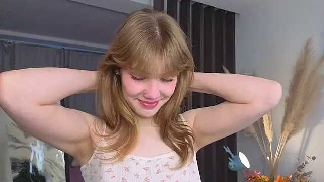 pienaple online show from November 12, 4:02 am