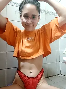 Snapshot of linameii chatting on November 13, 4:00 am linameii online show from November 13, 4:00 am