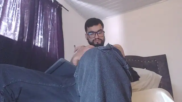 Chrys harris77 online show from April 5, 8:06 pm