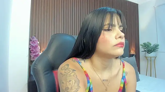 molly lovee  online show from February 27, 7:58 pm