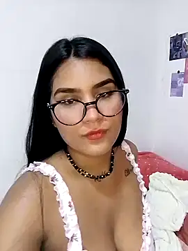 Renata Zoe online show from October 6, 1:25 am