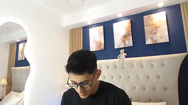 SalvadorFit online show from February 17, 8:26 pm