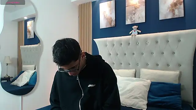 SalvadorFit online show from March 23, 8:13 pm