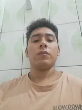 Snapshot of latinbigcock1_ chatting on October 26, 2:06 am latinbigcock1 online show from October 26, 2:06 am