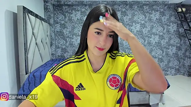 Daniela x19 online show from March 27, 12:49 am