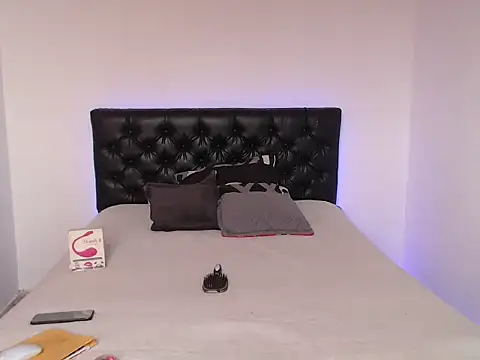 Snapshot of Lunadool chatting on March 26, 2:11 pm Lunadool online show from March 26, 2:11 pm