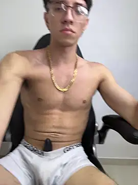 arthurdavies online show from December 5, 4:54 am