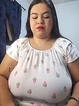 LucyDiamonds1 online show from February 16, 9:49 am