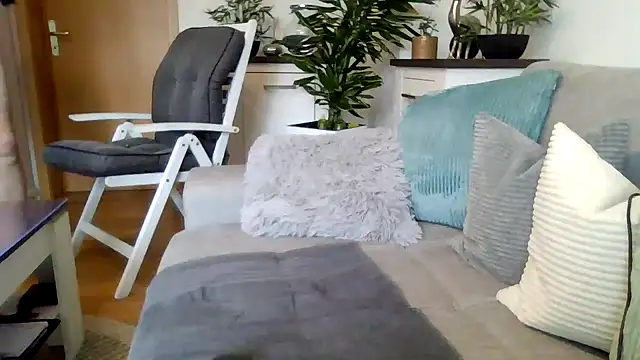 pup benji online show from May 9, 2:22 pm