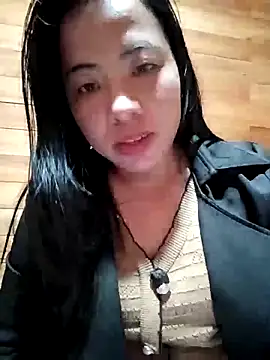 tulipsexy online show from February 15, 6:43 am