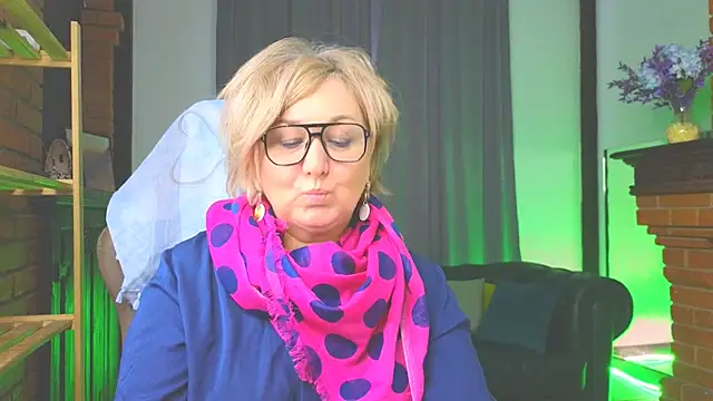 Marta Wils online show from December 16, 6:29 am