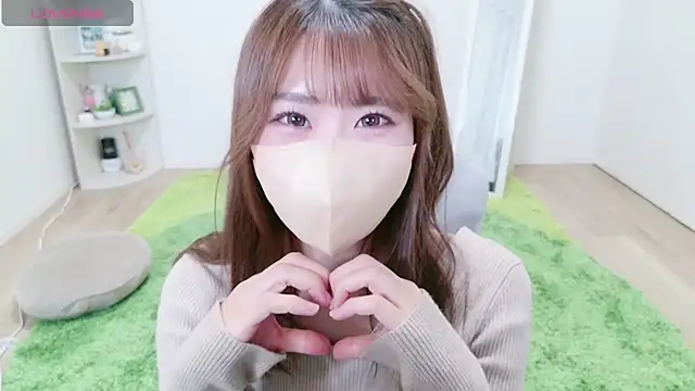 Snapshot of mina_pyon chatting on October 22, 11:10 am mina pyon online show from October 22, 11:10 am