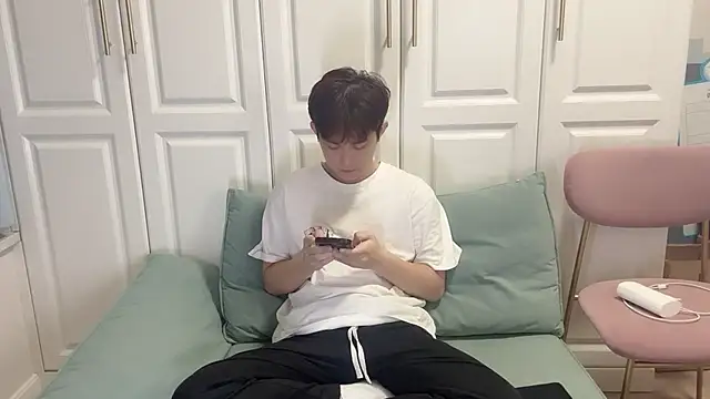 xlong00099 online show from October 25, 10:34 am