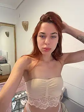 MollyXoXo online show from May 27, 12:02 pm