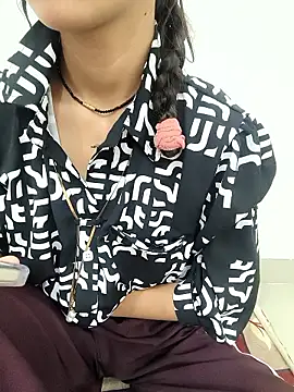 sassyishhu76 online show from March 24, 8:52 am