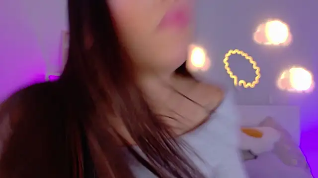 KeendraFox  online show from October 31, 11:33 am