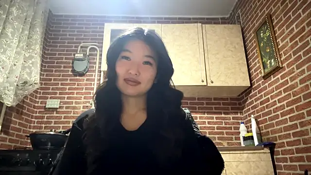 EmmaLeexth online show from February 12, 2:12 pm