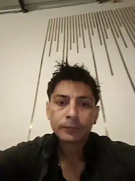 Snapshot of ElNeneJhon chatting on September 19, 2:13 am ElNeneJhon online show from September 19, 2:13 am