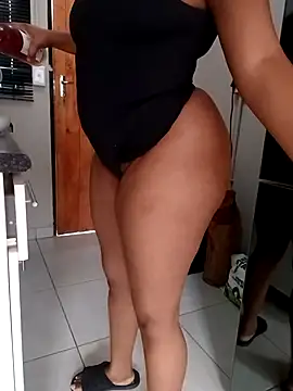 FeminineLady online show from February 17, 8:44 am