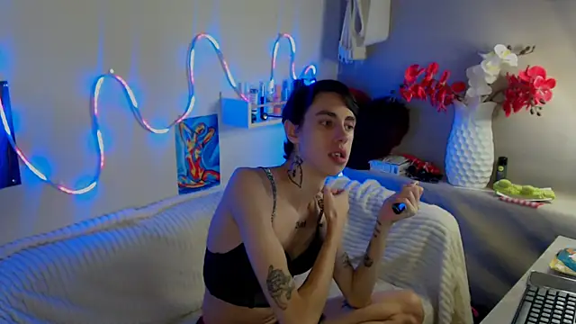 AlexNaughty14 online show from October 24, 9:17 am