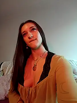 Snapshot of laradoom chatting on September 18, 4:09 pm laradoom online show from September 18, 4:09 pm