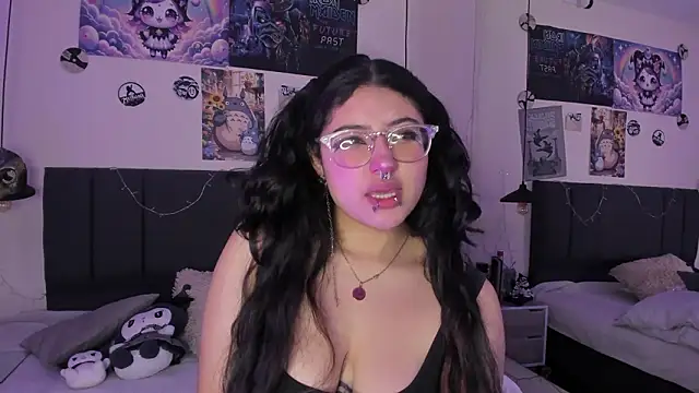 SabrinaV  online show from March 14, 11:26 am