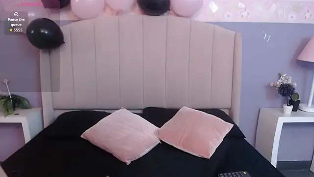 Snapshot of Dulcee_1 chatting on January 12, 11:59 am Dulcee 1 online show from January 12, 11:59 am