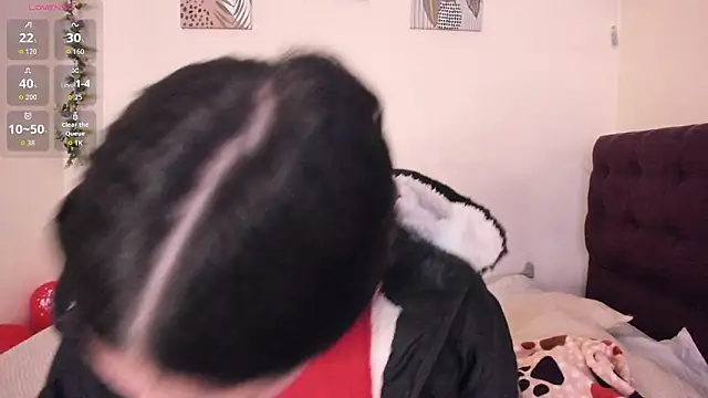 Dulcee 1 online show from March 10, 11:15 am