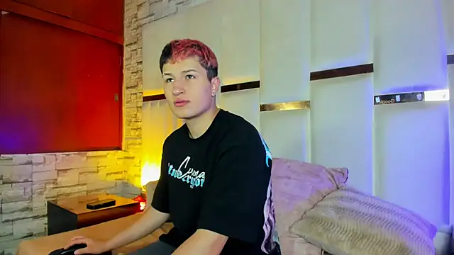 Snapshot of ANLLELOAndANGELA chatting on February 8, 3:48 pm ANLLELOAndANGELA online show from February 8, 3:48 pm