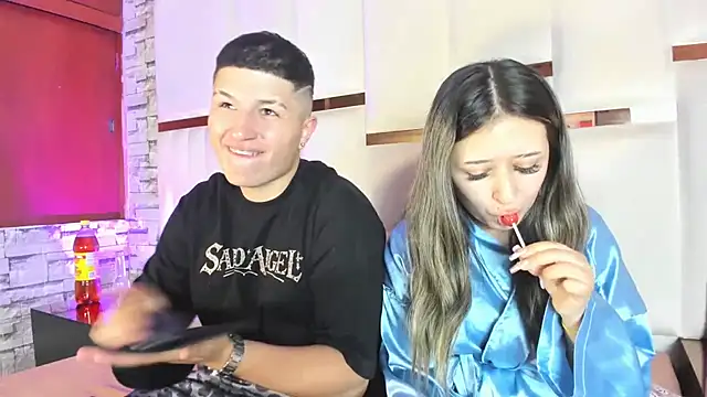 ANLLELOAndANGELA online show from May 23, 5:39 pm