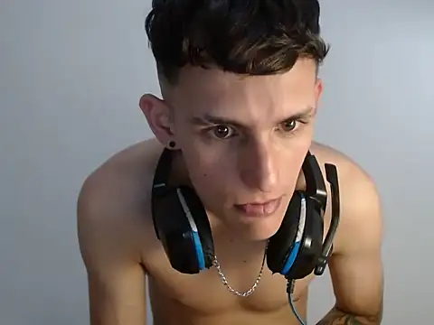 NicoFlame0907 online show from March 1, 8:55 pm