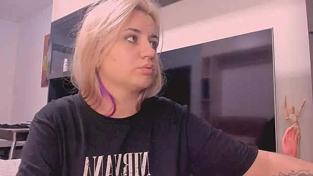 Snapshot of BarbaraSiren chatting on October 30, 10:38 am BarbaraSiren online show from October 30, 10:38 am