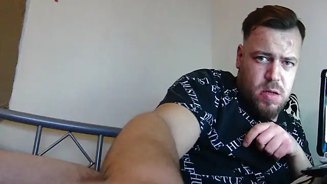 BiologicCargo752 online show from December 5, 7:54 pm