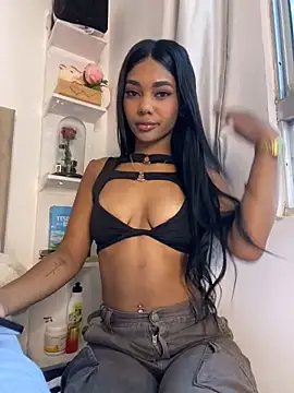 Snapshot of Savannahfisher chatting on February 18, 8:27 pm Savannahfisher online show from February 18, 8:27 pm