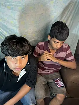 Snapshot of P4NT0J4 chatting on February 6, 5:12 am P4NT0J4 online show from February 6, 5:12 am