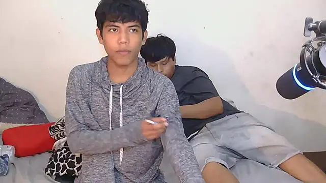 P4NT0J4 online show from April 1, 6:47 am