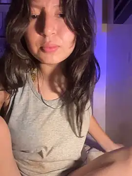 Noamilk online show from May 21, 1:51 pm