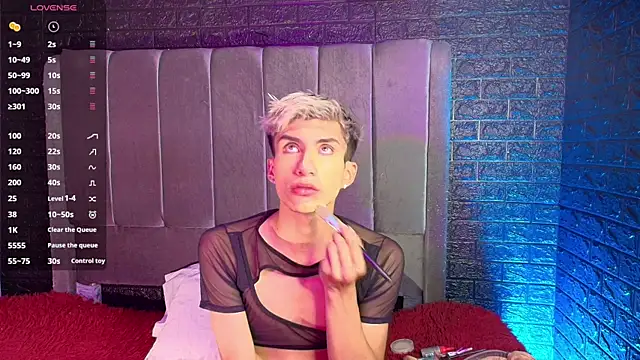 Erick Velveth online show from November 15, 5:27 am