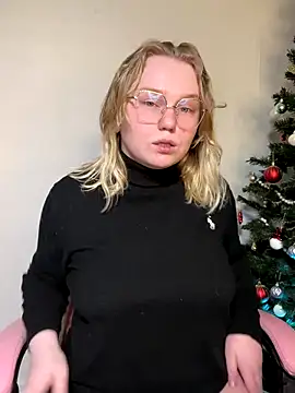 lame cat online show from December 19, 1:56 am